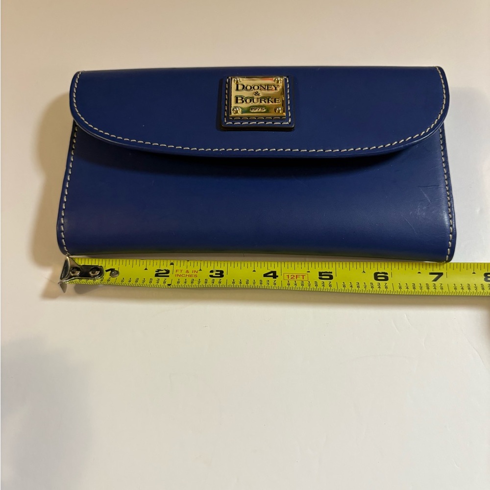 Dooney & Bourke Cobalt Blue Leather Continental Wallet with Logo Plaque - Picture 10 of 11